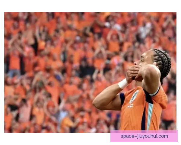 巴尔科拉闪耀巴黎左路极速崛起新王登基被视为姆巴佩时代接班人