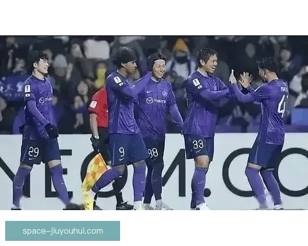 广岛三箭锁定亚冠淘汰赛席位 展现小组赛统治力