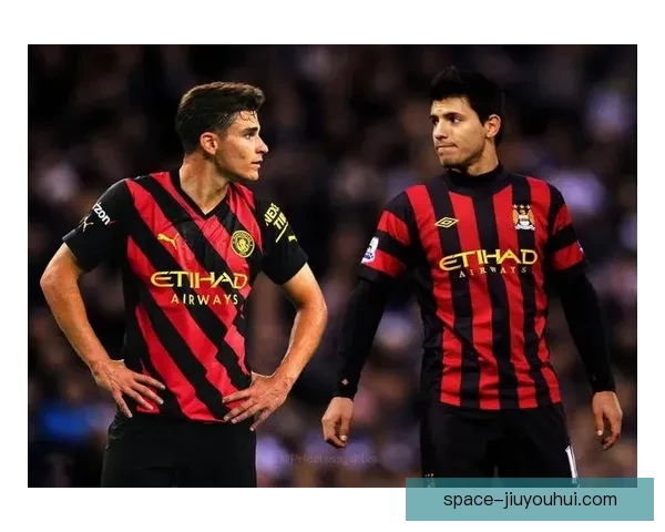 福法纳正式加盟AC米兰 签约合同细节曝光引发球迷热议