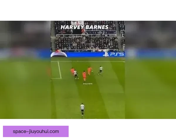 赖恩德斯精彩推射破门再度扩大比分优势 带领球队走向胜利